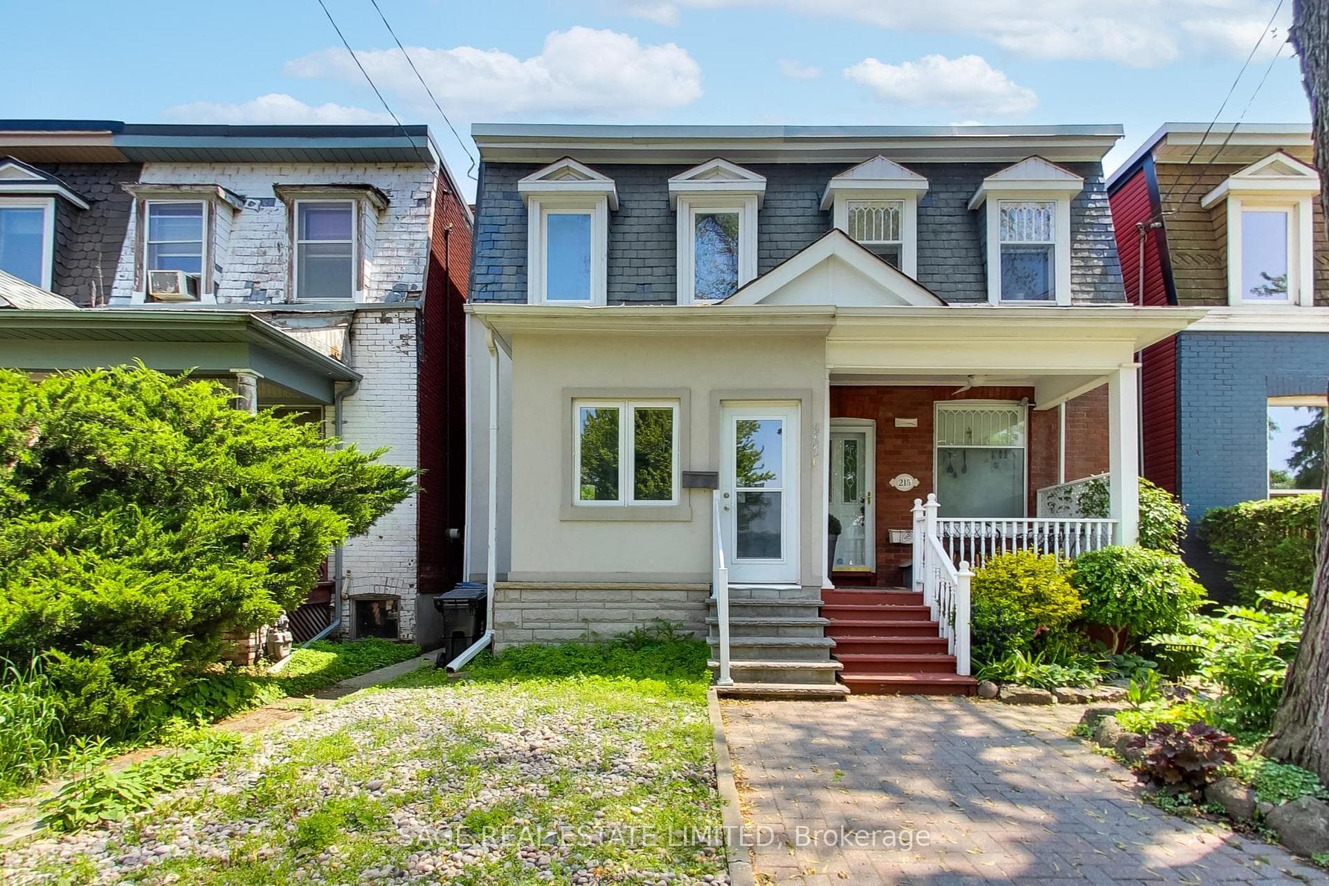217 Booth Avenue photo 1