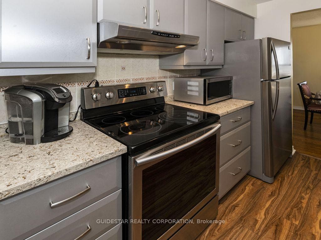 470 Laurier Avenue Unit 2107 photo 6