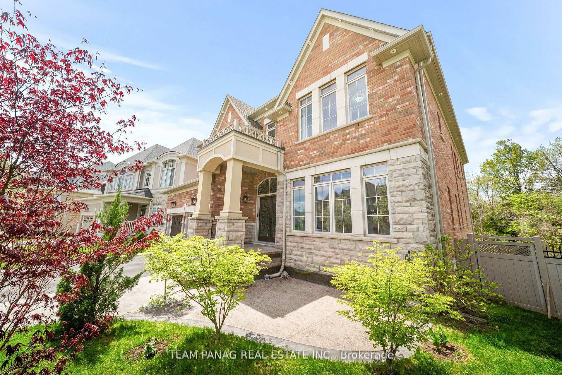 34 Cannington Crescent photo 4