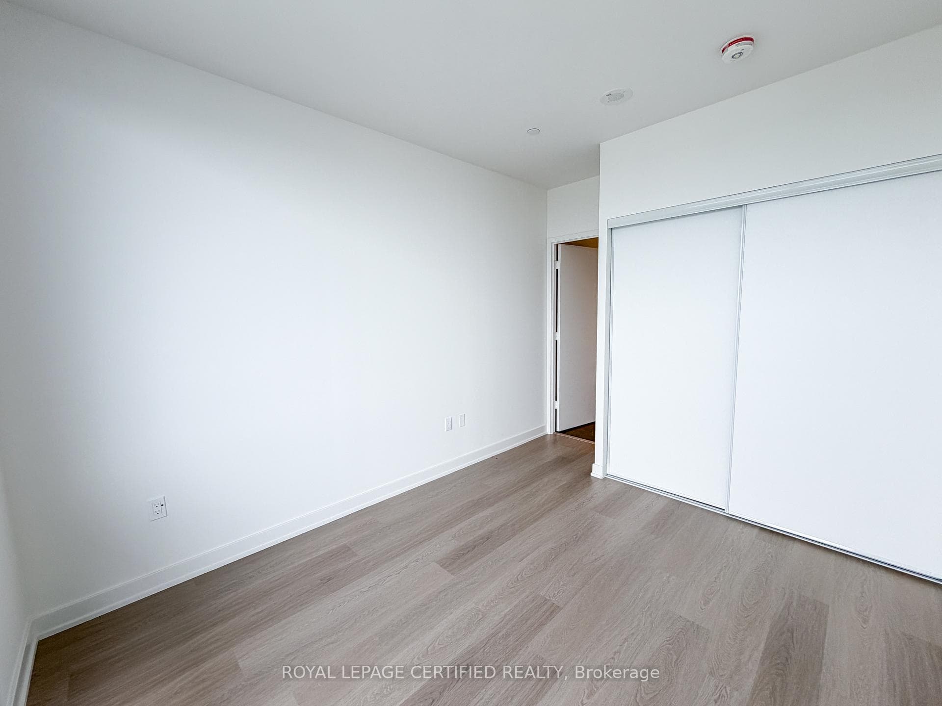 448 Burnhamthorpe Rd W N/A Unit 6407 photo 17