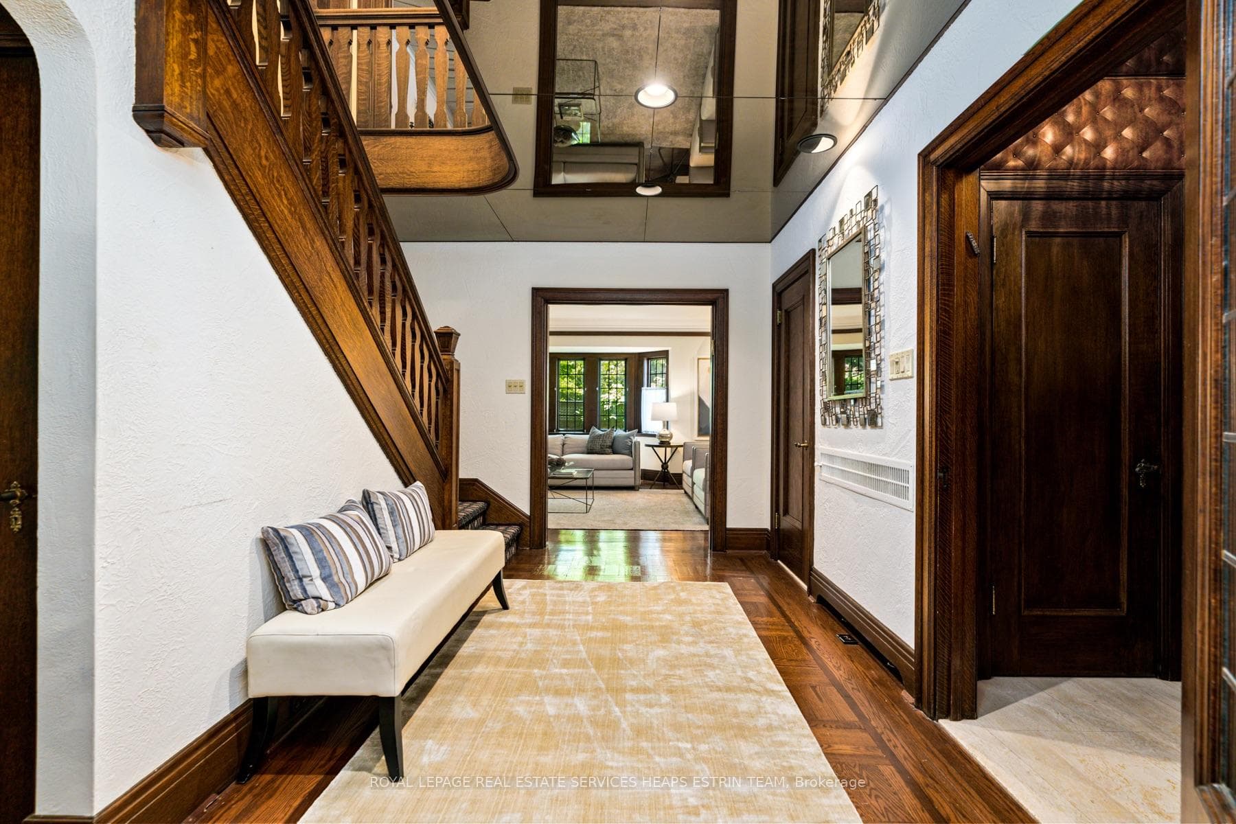 23 Dewbourne Avenue photo 11