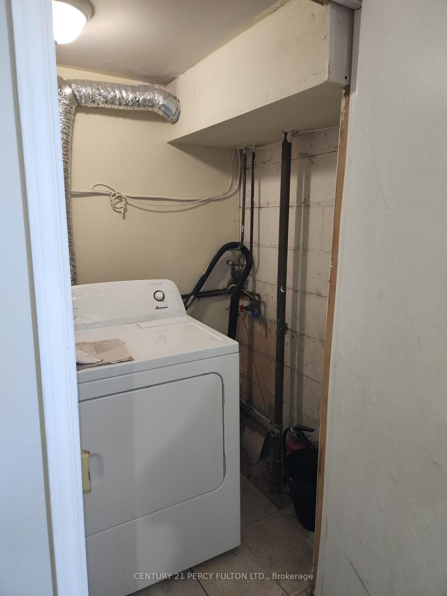 19 Lynvalley Crescent Unit BMT photo 6