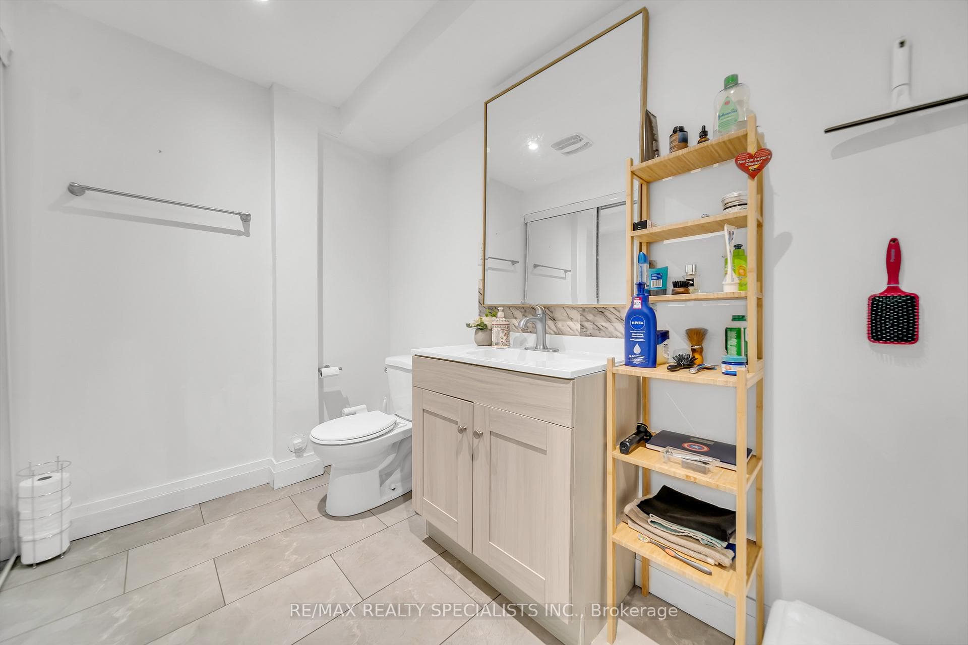 98 Ruskview Road photo 36