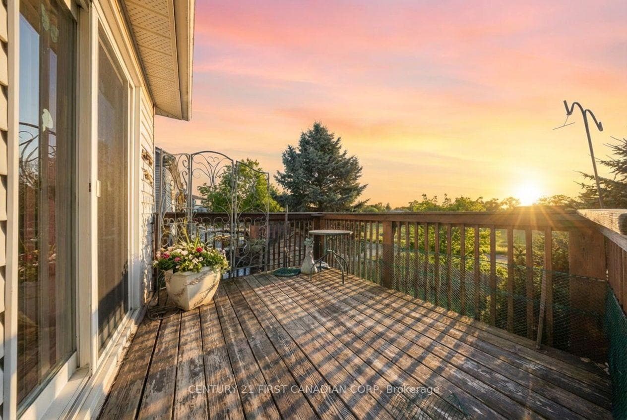 257 Fennel Street photo 38