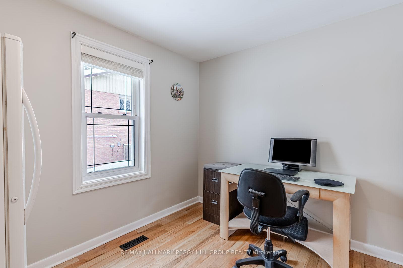 320 Palmer Street photo 8