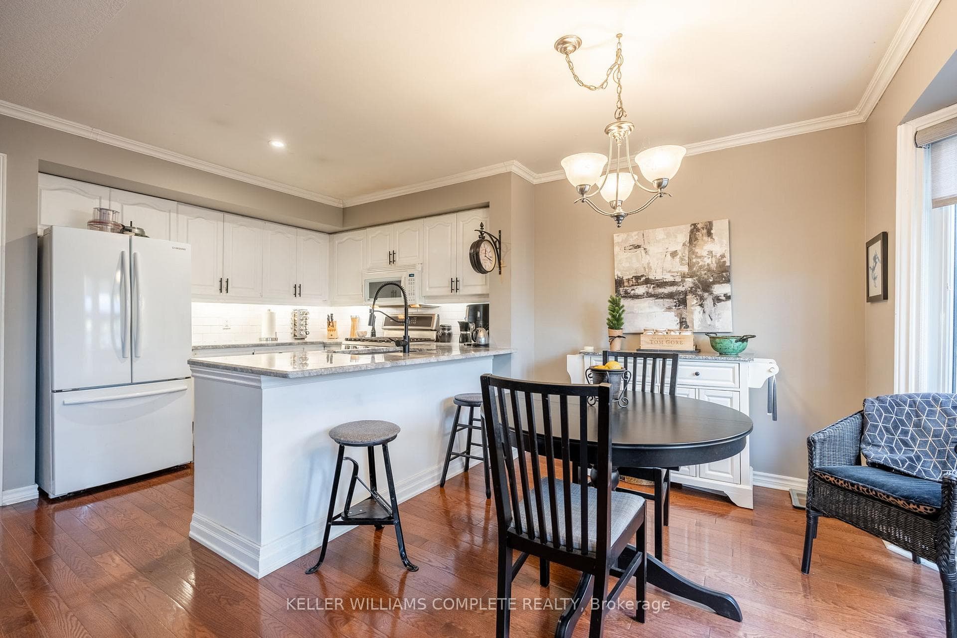 286 Hamilton Drive Unit 4 photo 9