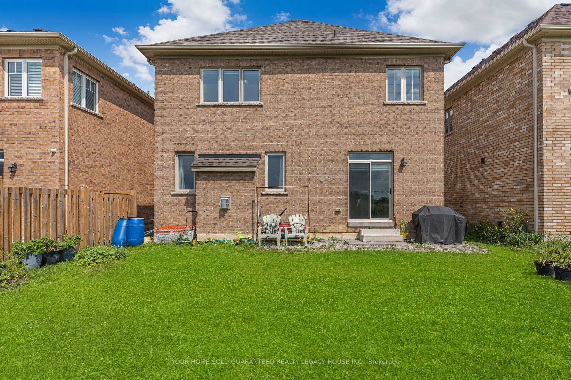 87 Homestead Way photo 19