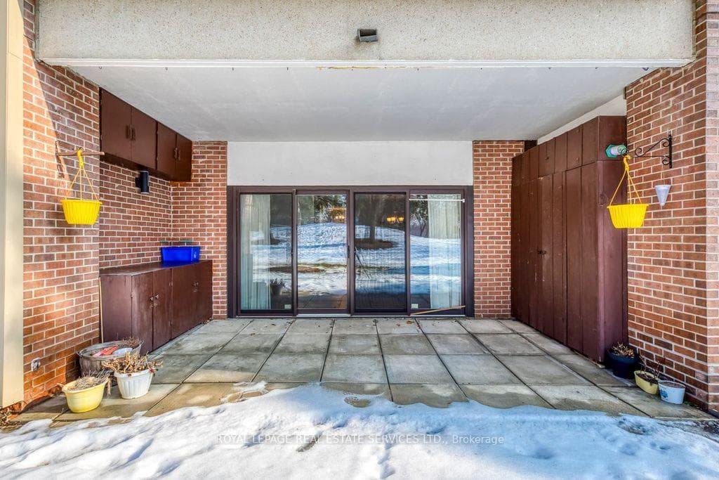 965 Inverhouse Drive Unit 105 photo 22