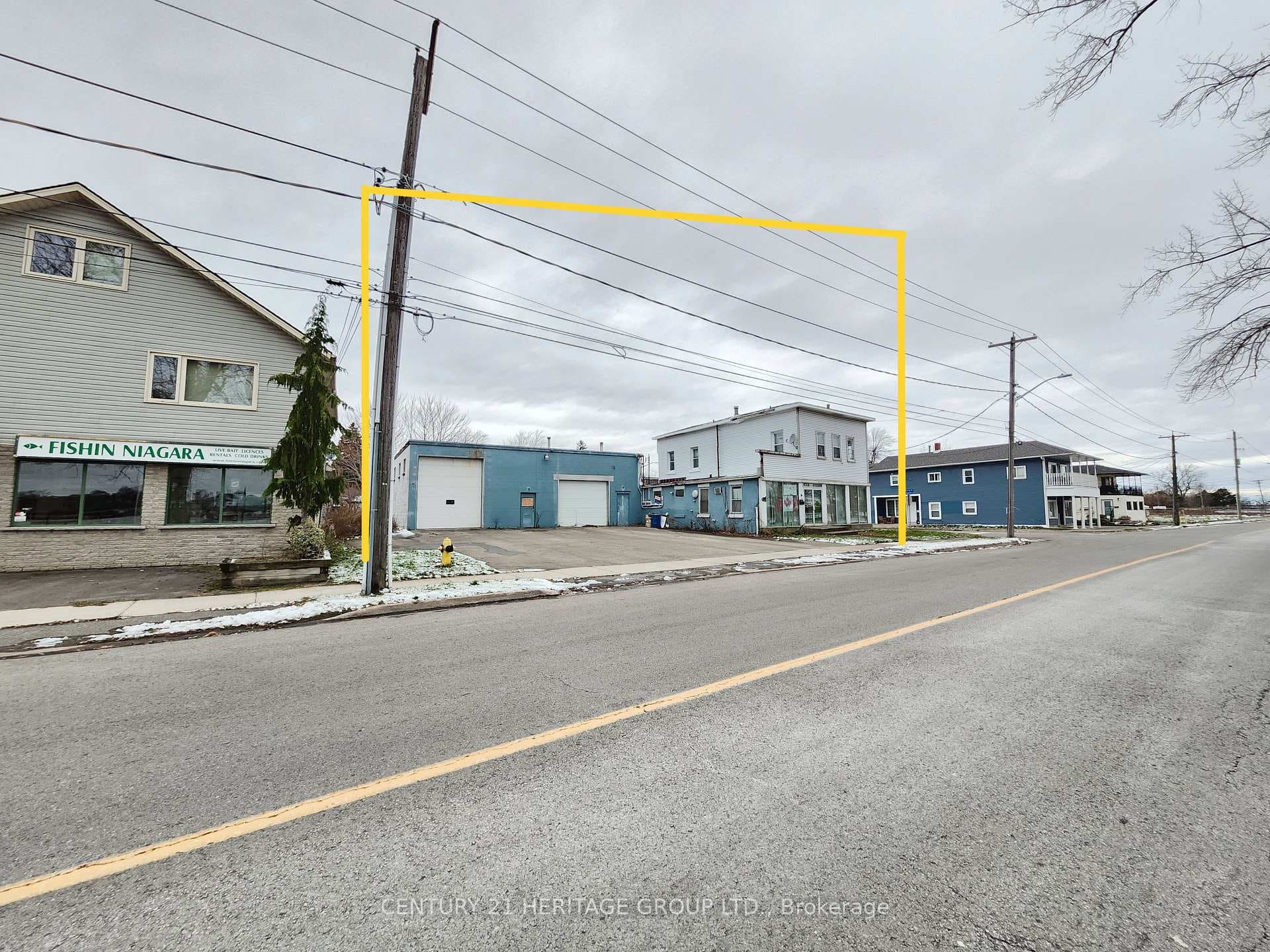 203 Niagara Boulevard photo 3