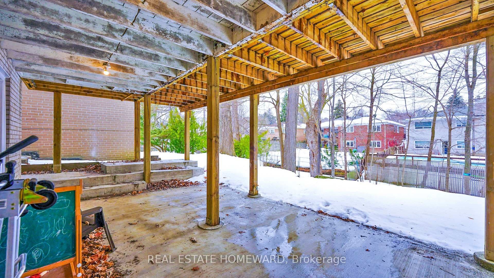 34 Delair Crescent photo 43