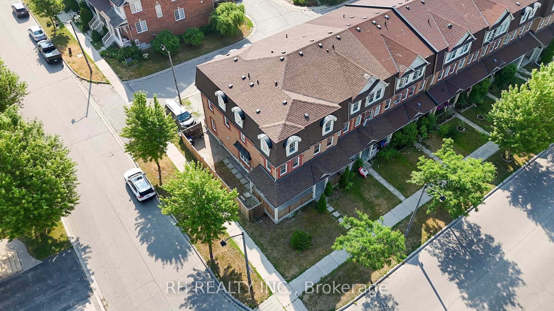 13 Rouge River Drive photo 4