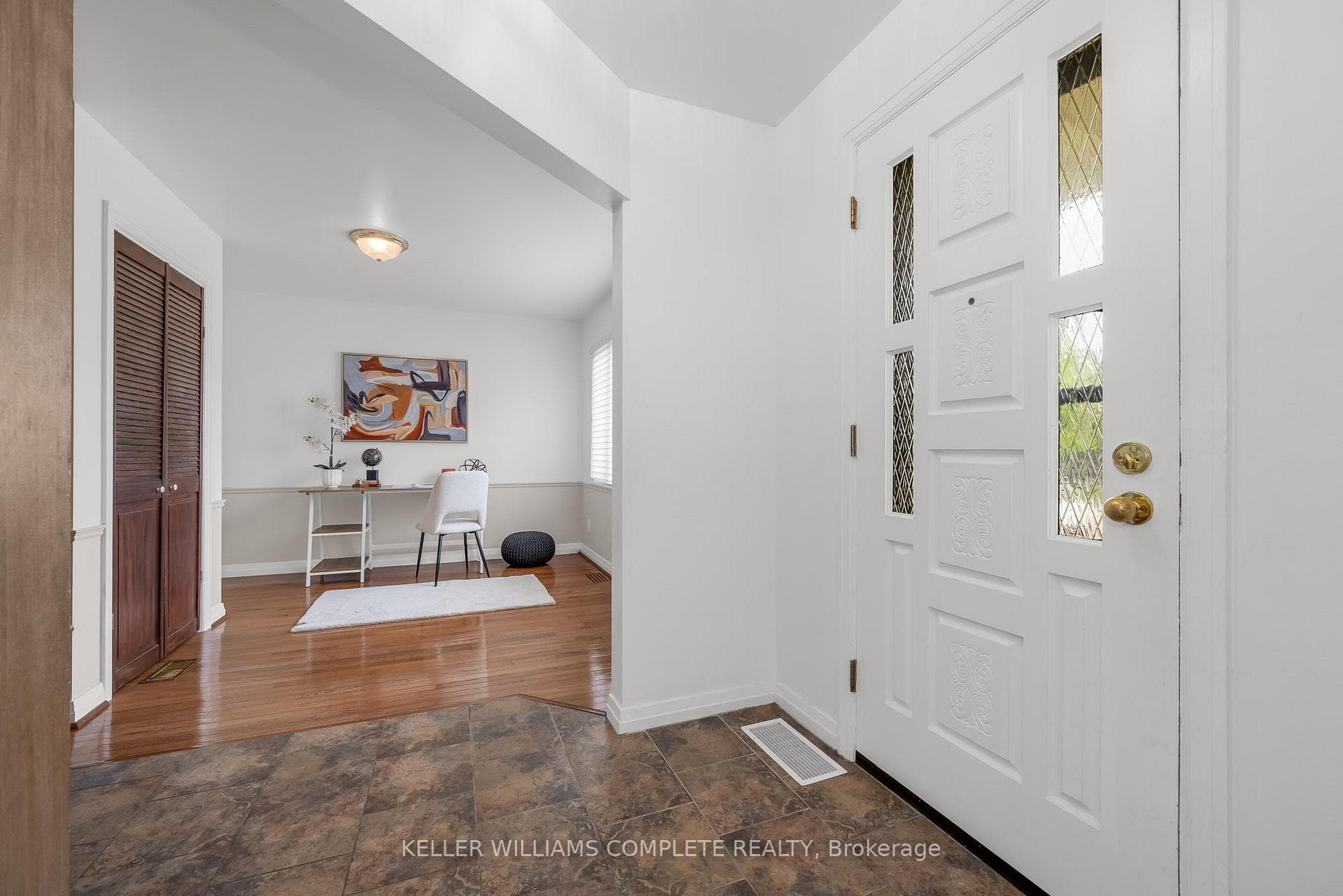 46 Kemp Drive photo 4
