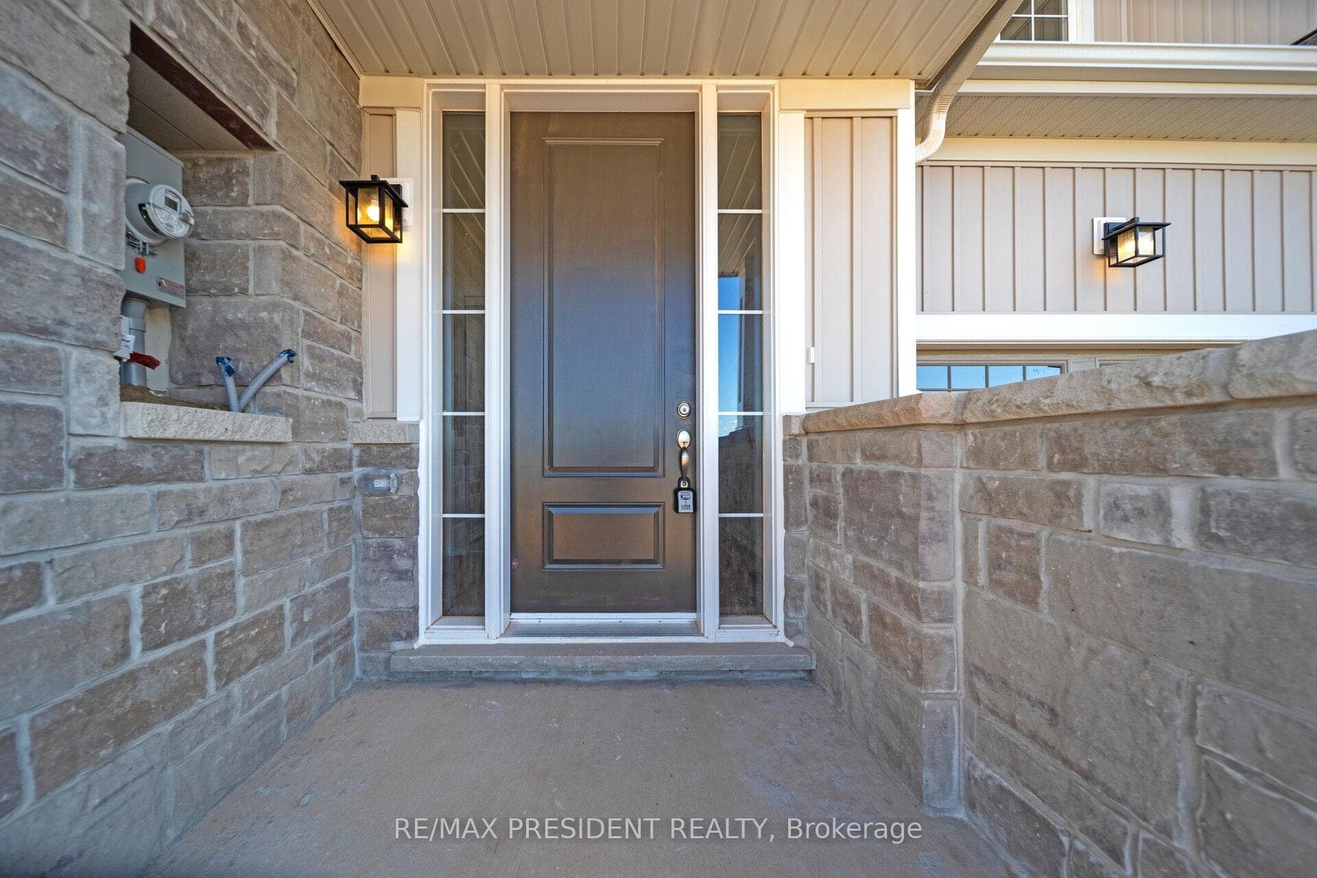 167 Gear Avenue photo 4