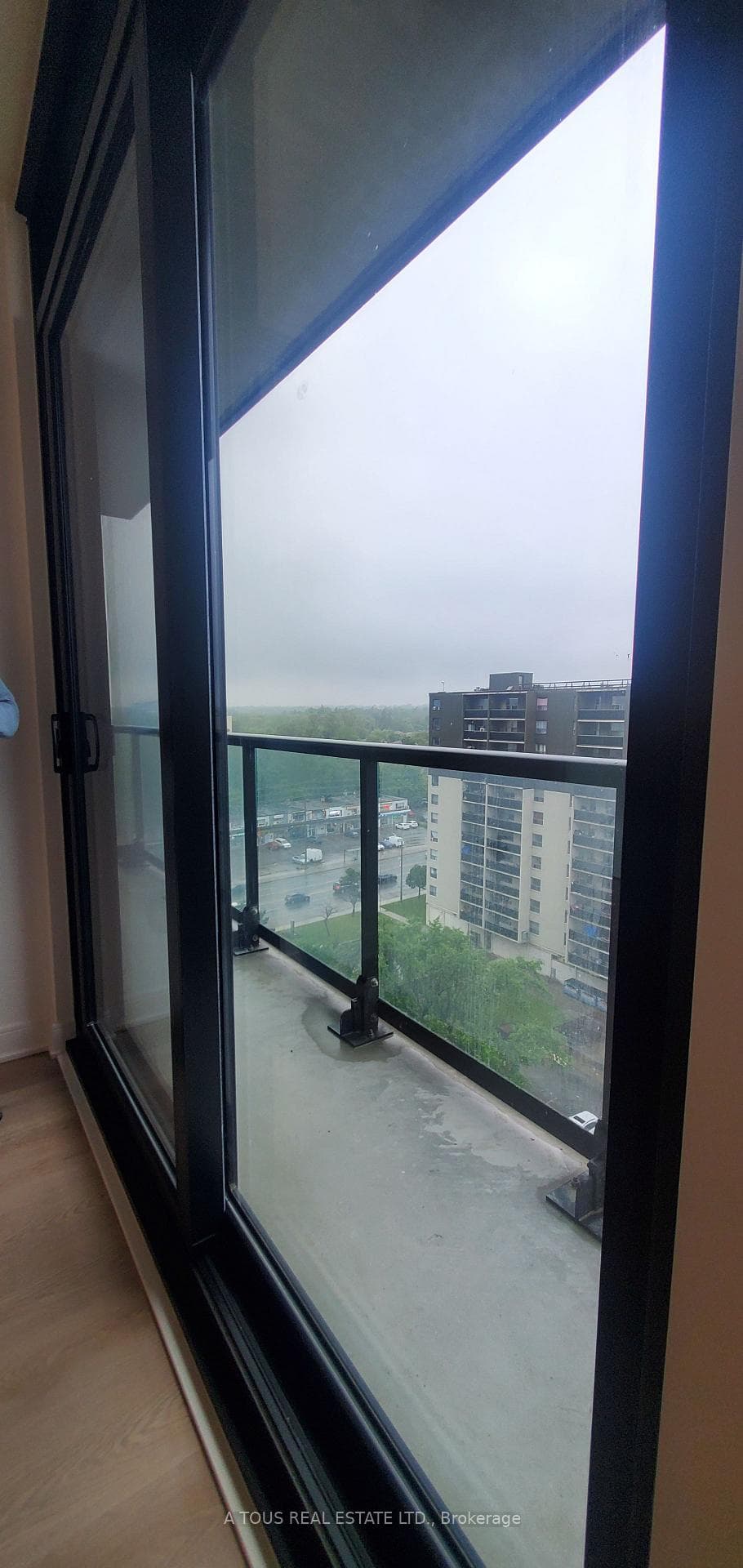 86 Dundas Street Unit 1013 photo 6
