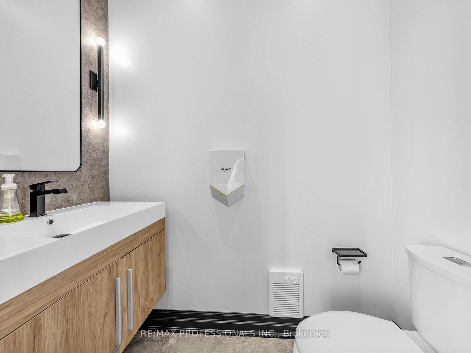 70 Jutland Road Unit 12 photo 26