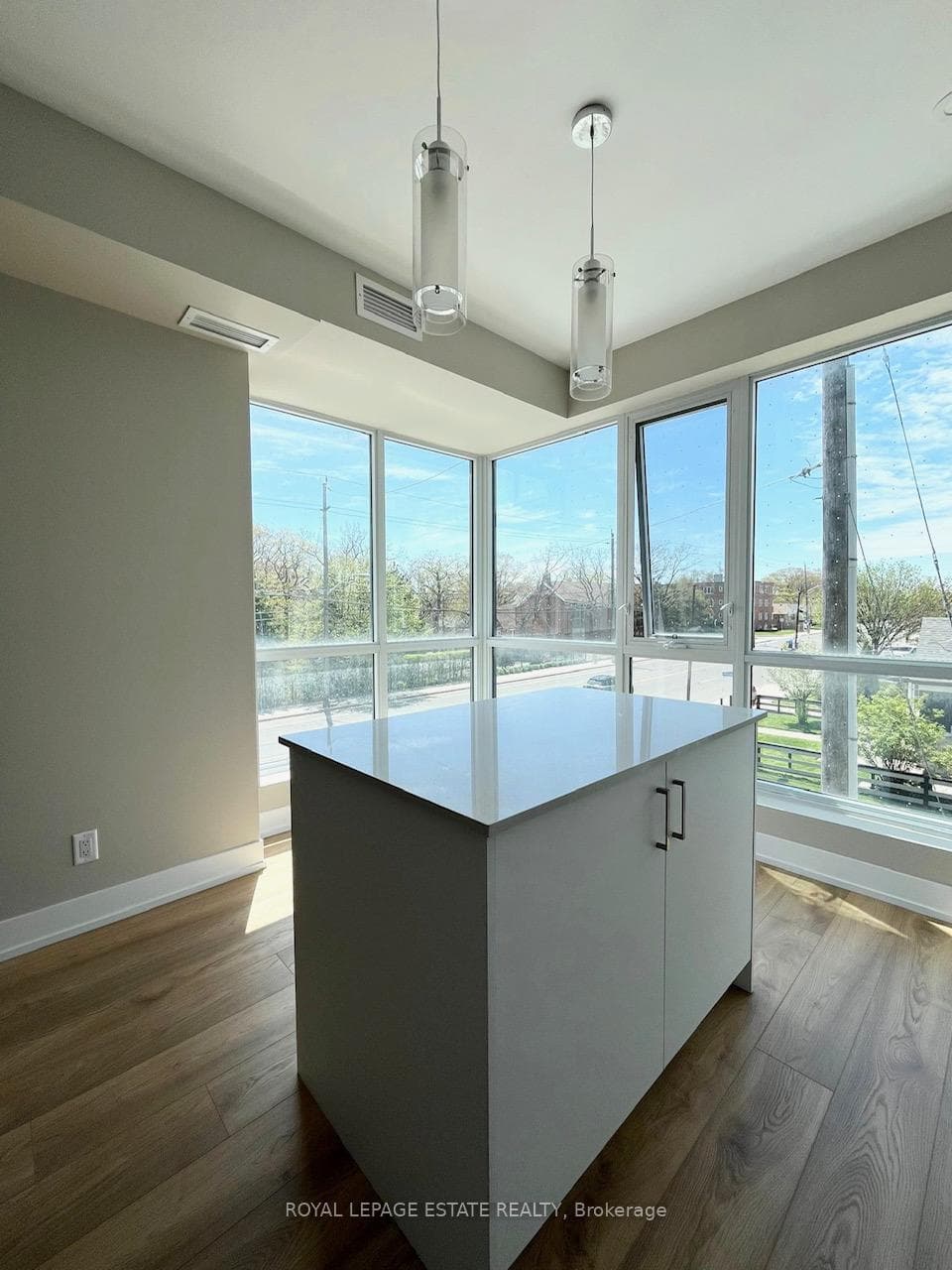 1316 Kingston Road Unit 208 photo 9