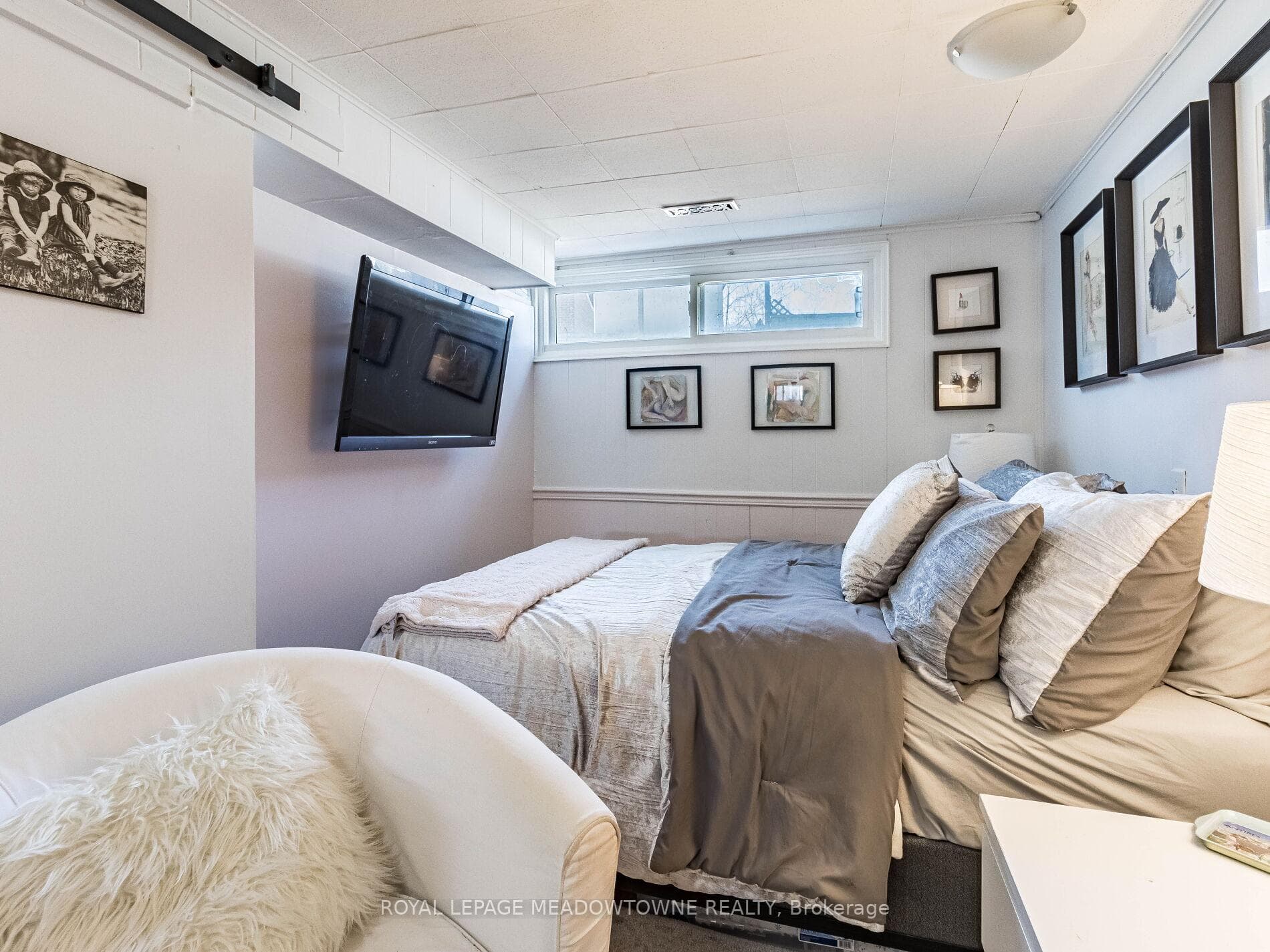 48 Chatsworth Drive photo 44