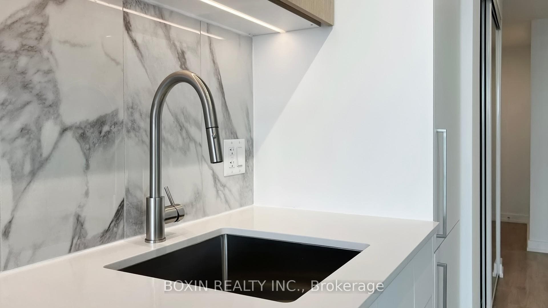 1100 Sheppard Avenue Unit 526 photo 11