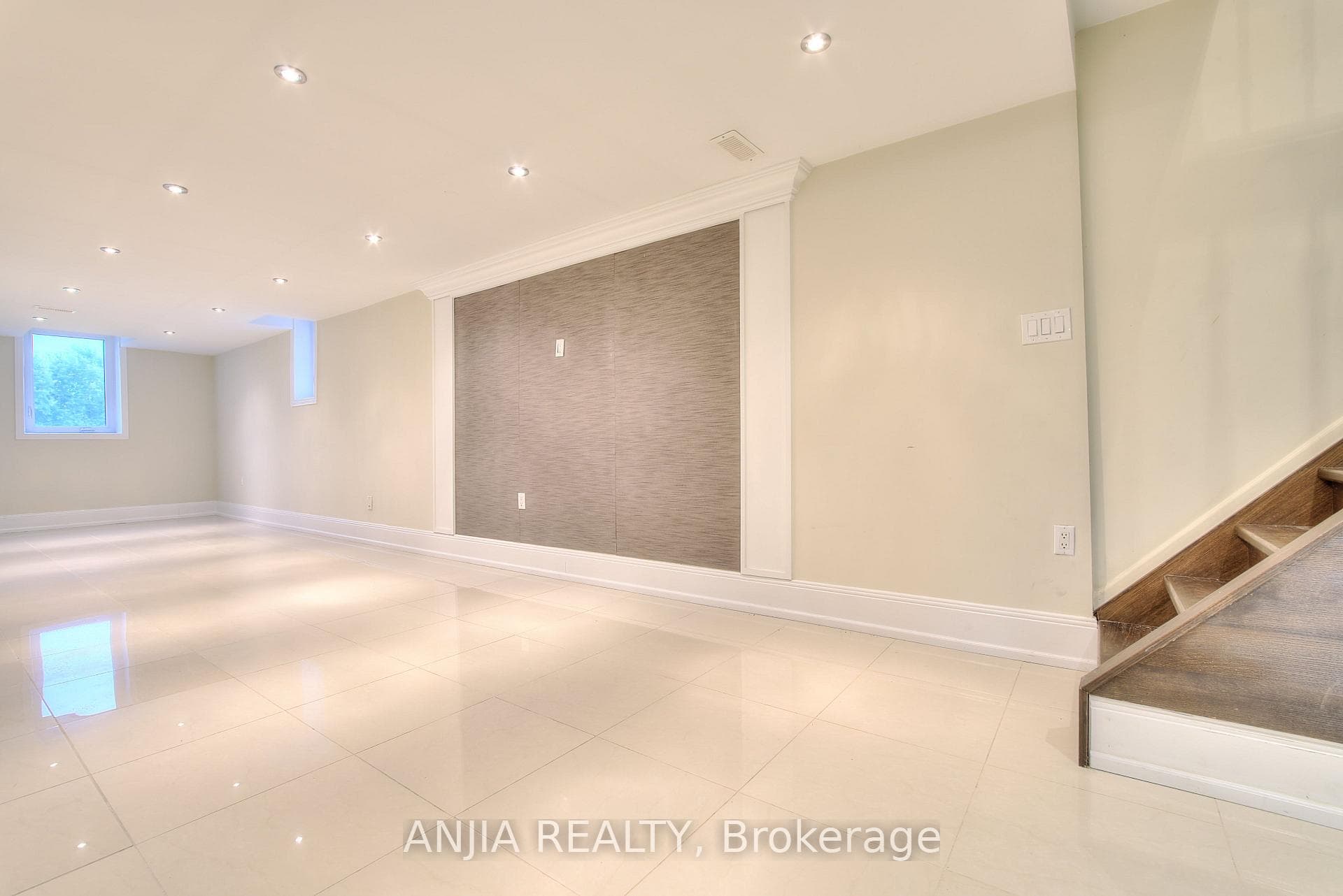 44 Bellini Avenue photo 35