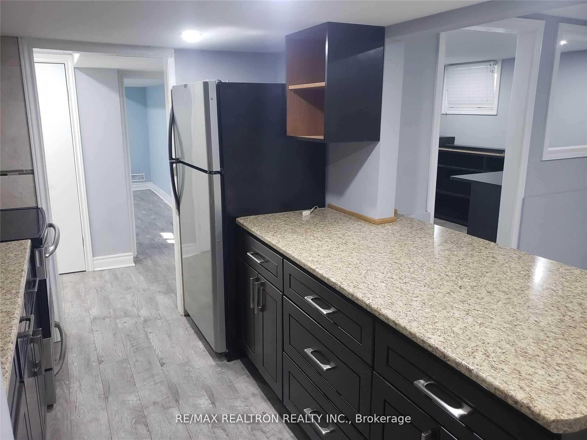 855 Miriam Road Unit Lower photo 7