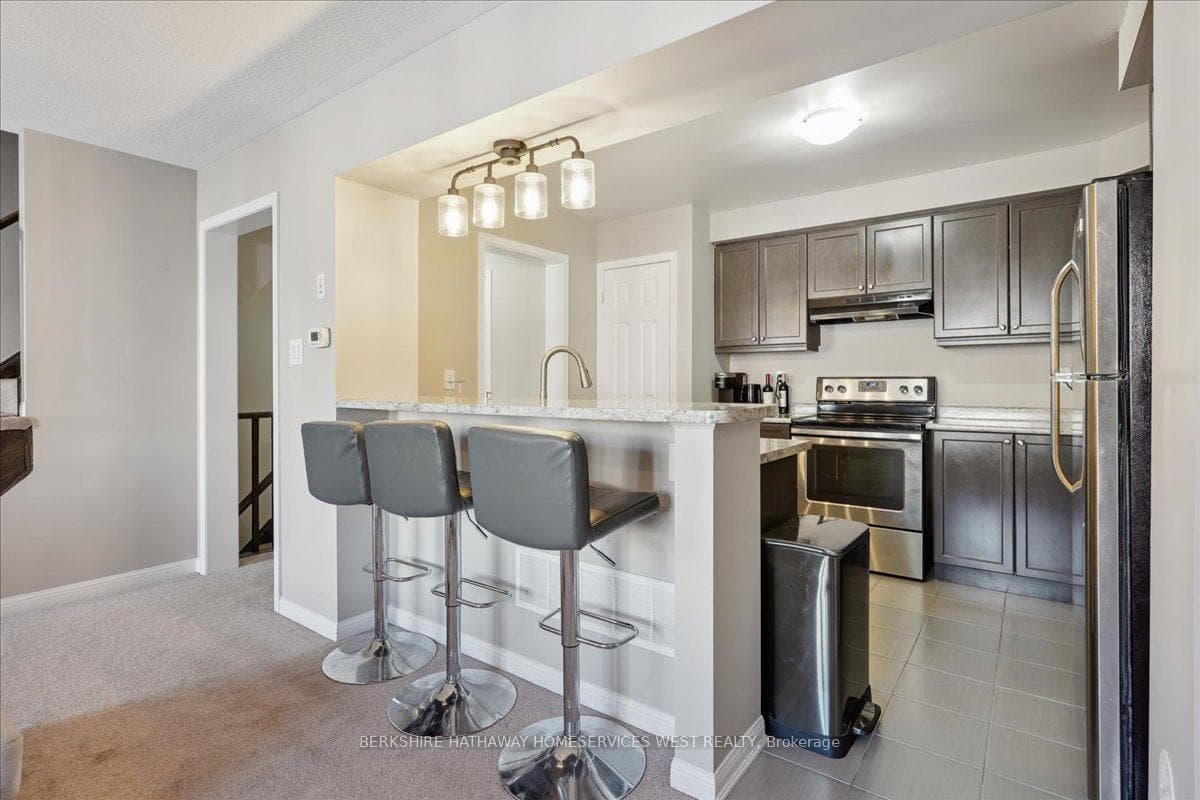 222 Septimus Heights photo 11