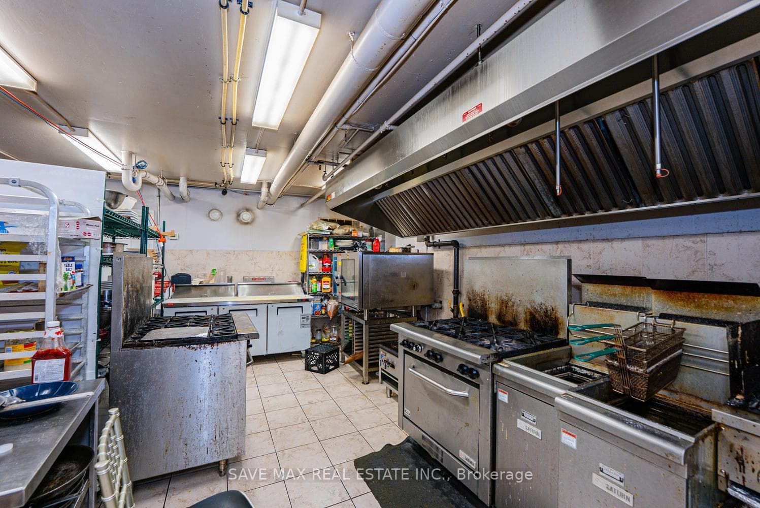 918 Dundas Street Unit C2-C3 photo 36