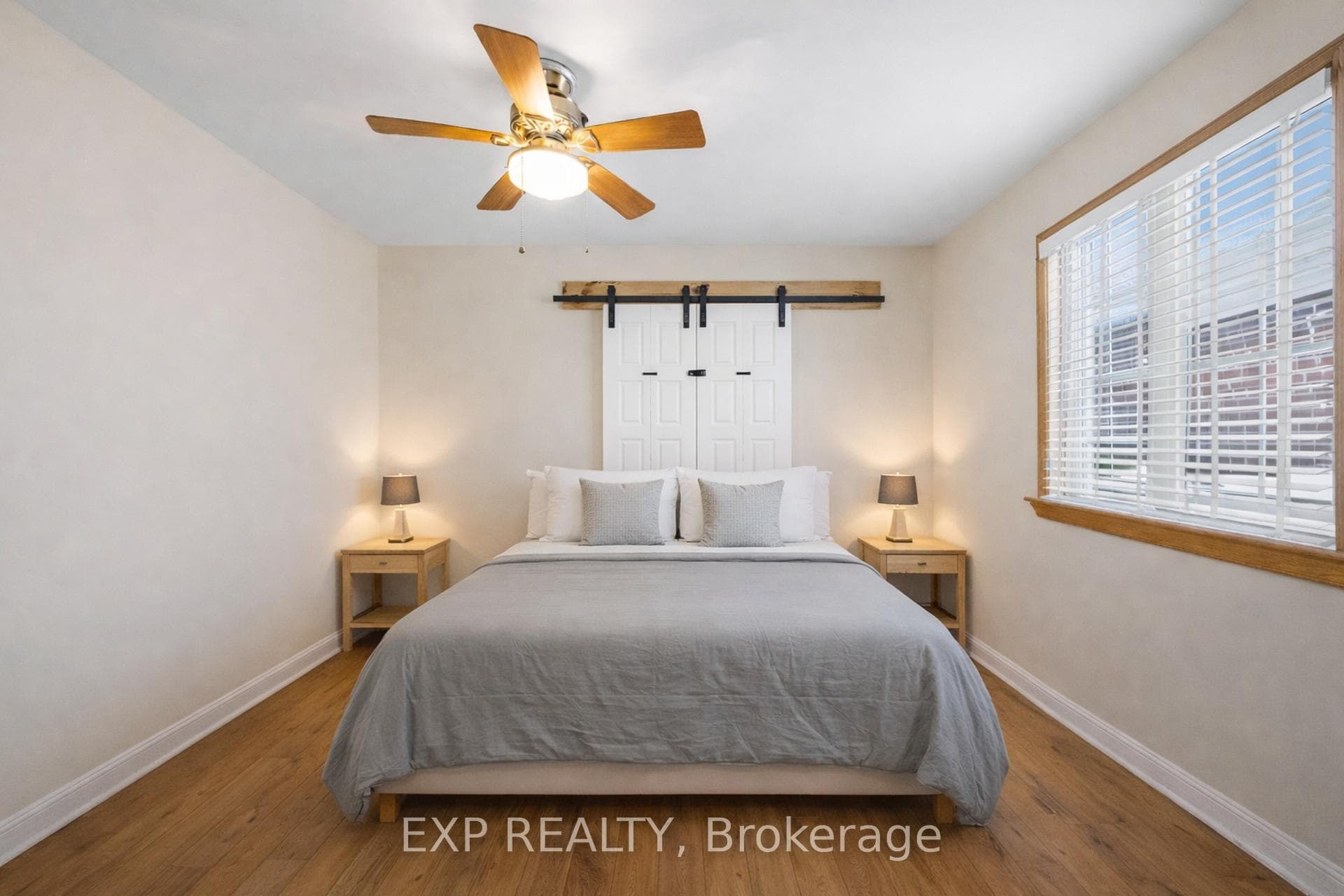 2nd apartment - bedroom -virtual staging