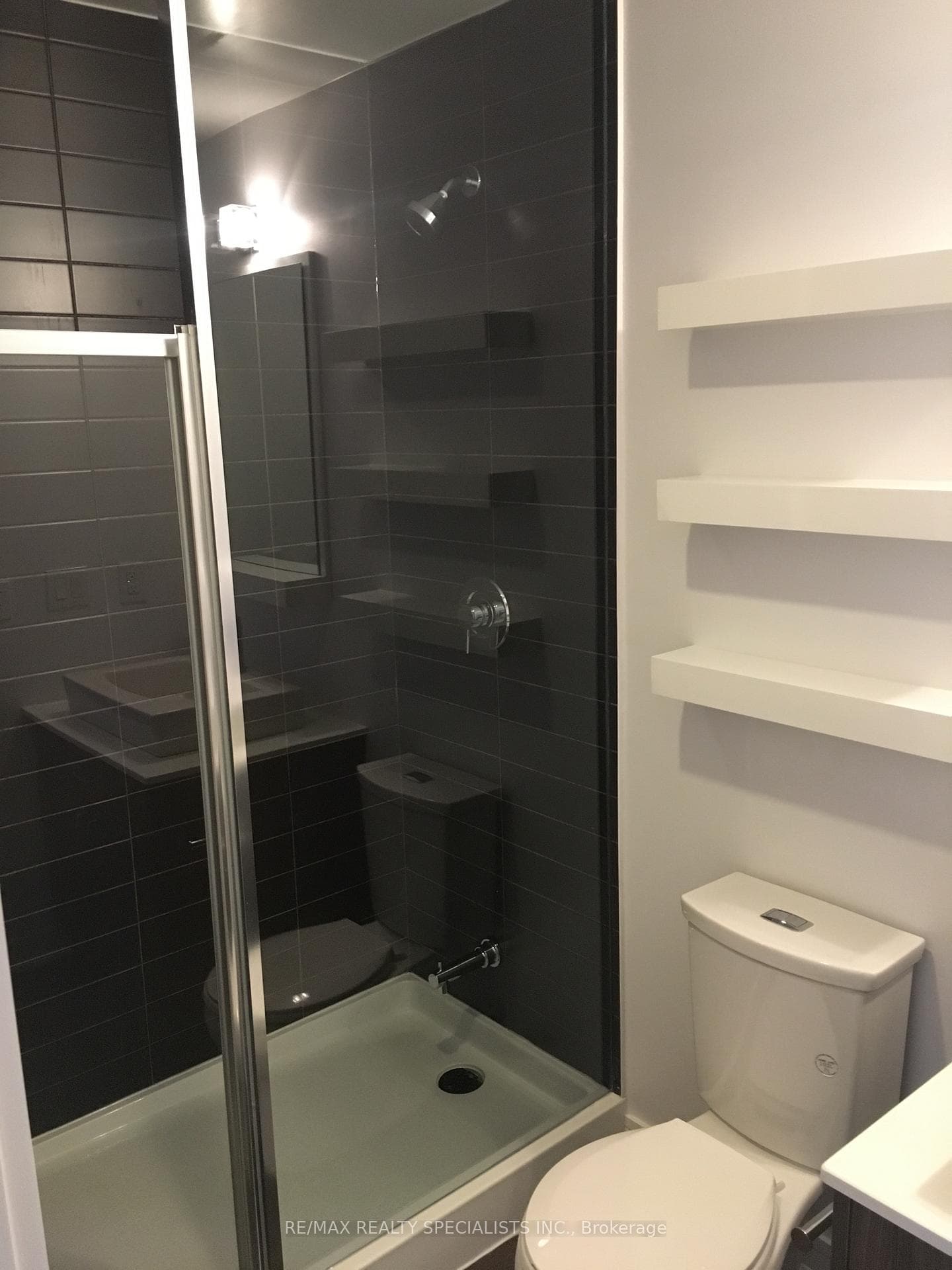 9191 Yonge Street Unit 307 photo 15