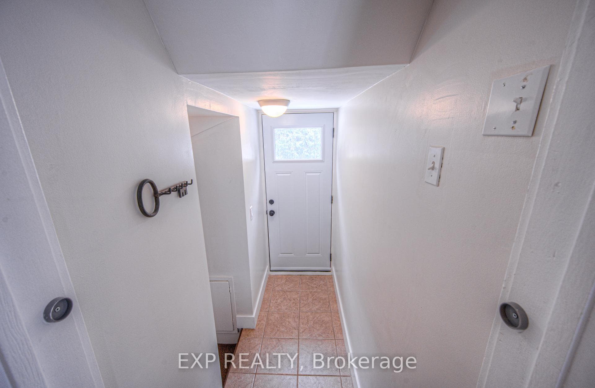 24 Bennett Avenue photo 21