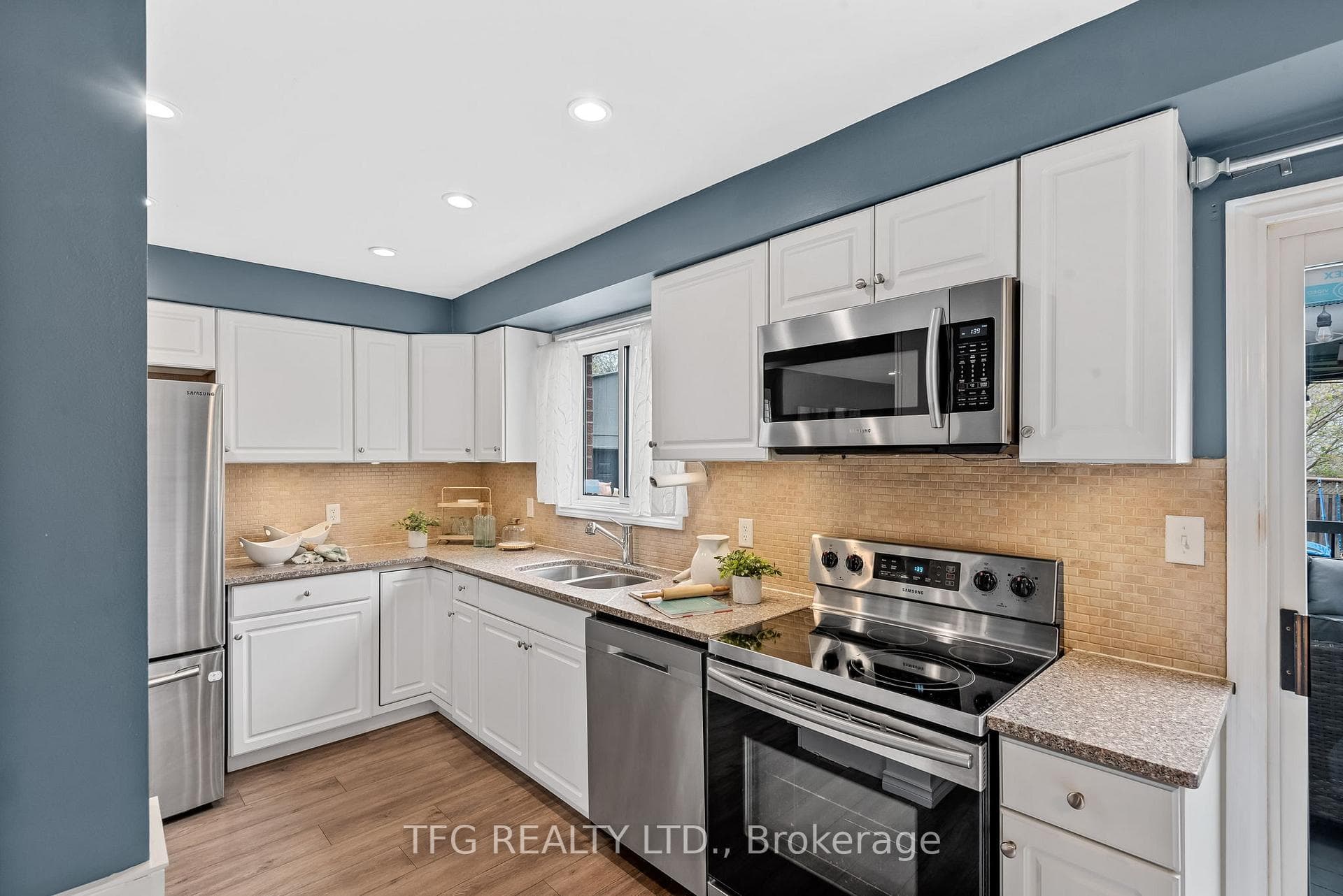 40 Guthrie Crescent photo 10