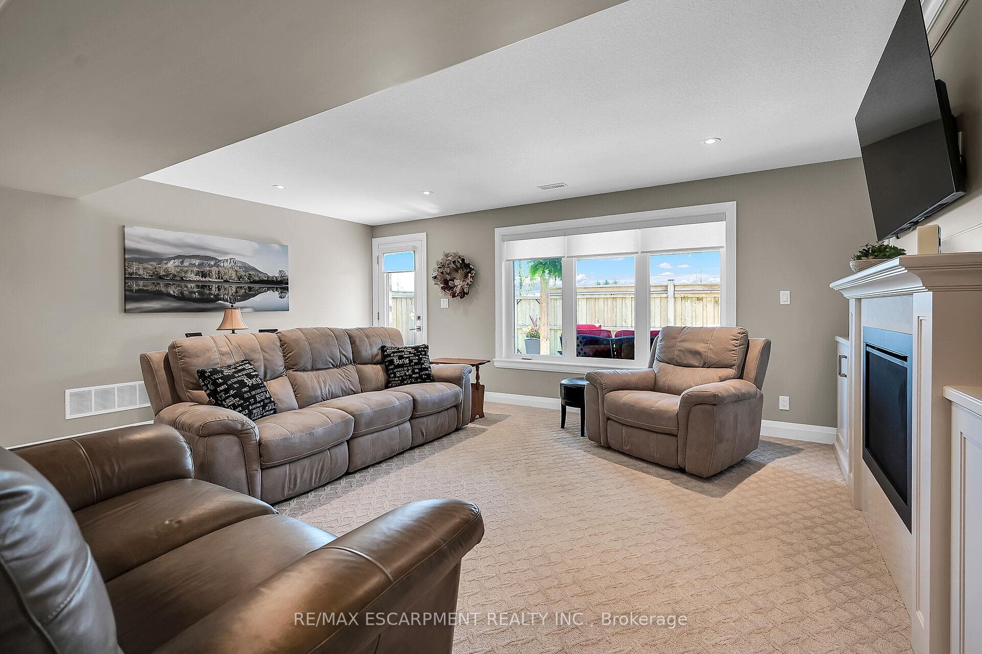 14 Winterberry Lane photo 28