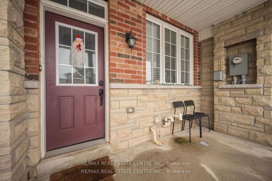 49 Wardsville Drive photo 4