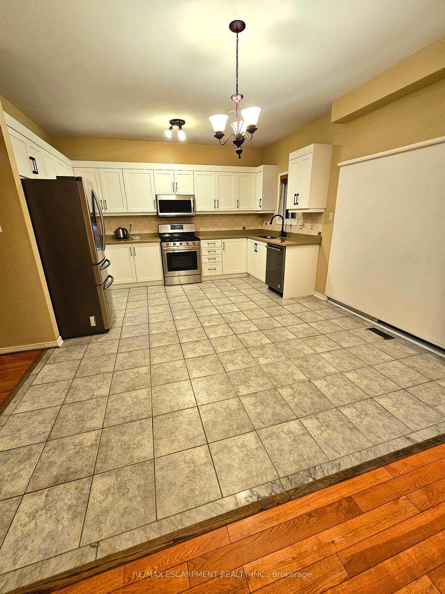 3881 Brinwood Gate photo 2