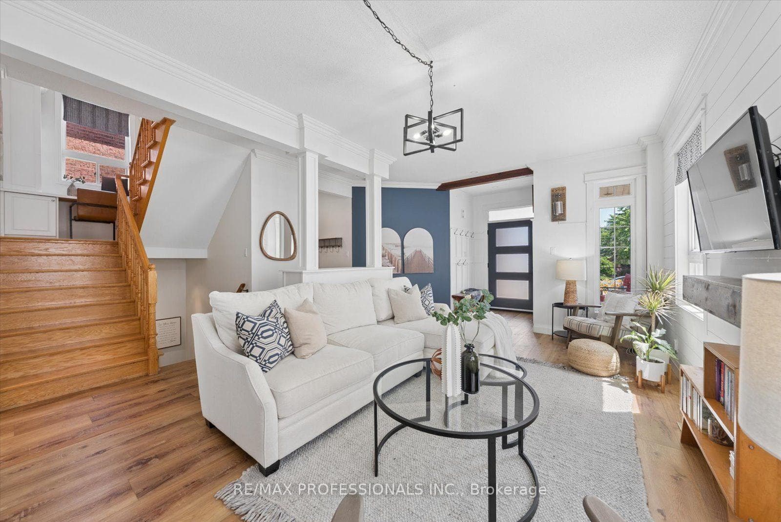 62 Blackfriar Avenue photo 3