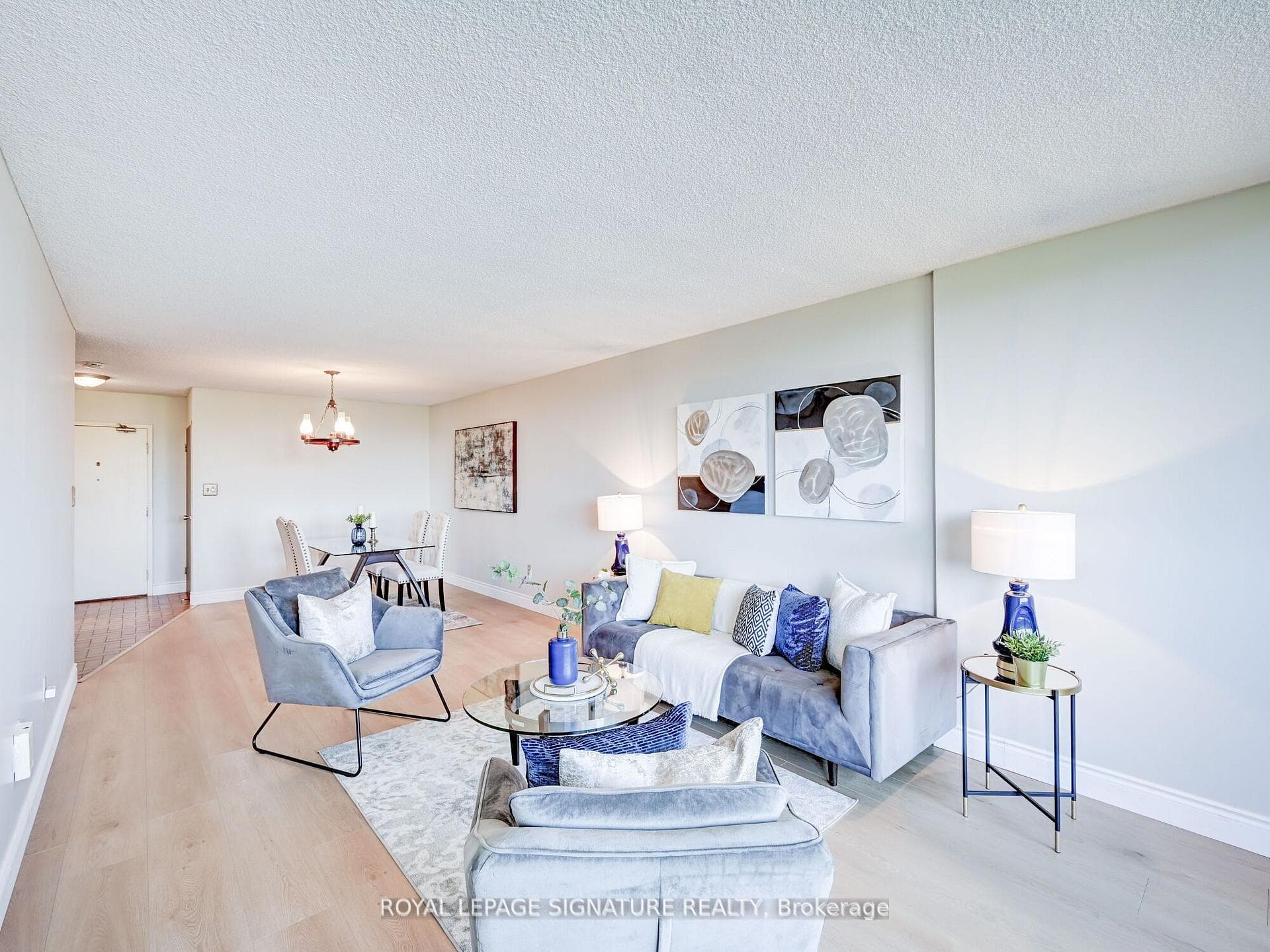 812 Burnhamthorpe Road Unit 607 photo 14