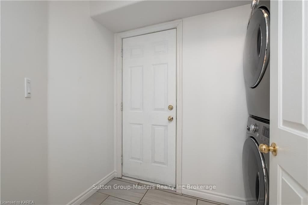 71 SCHOONER Drive photo 15