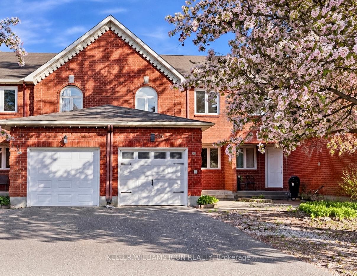 25 Robarts Crescent photo 1