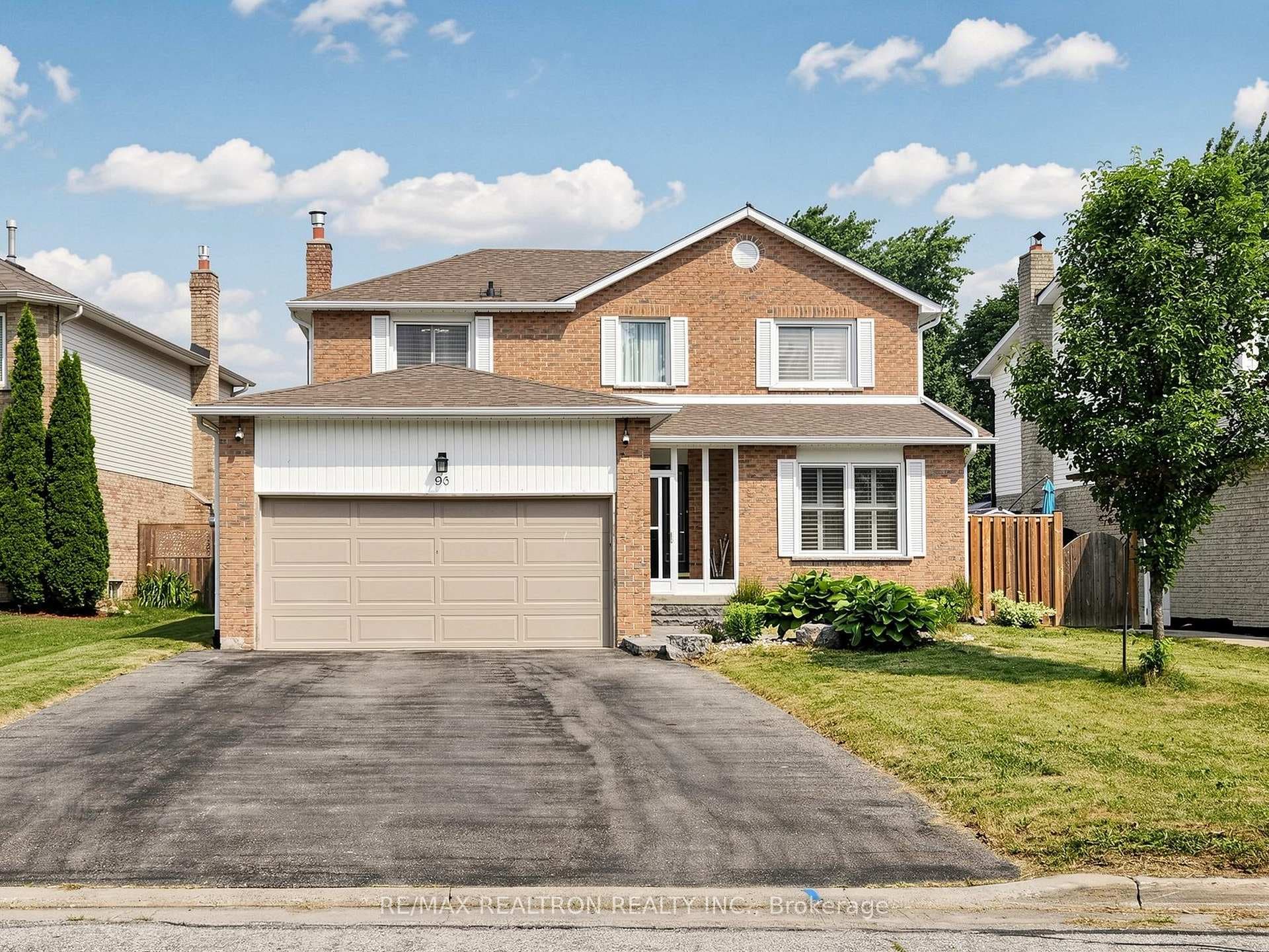 93 Stiver Drive photo 1