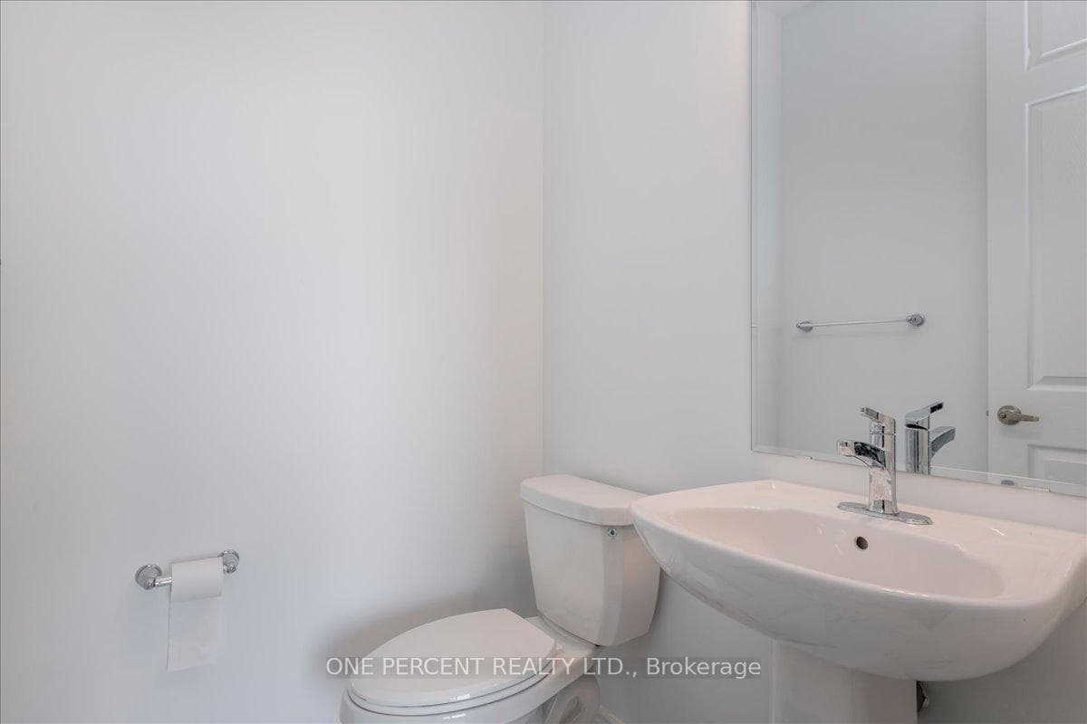 16 Pearen Lane photo 17
