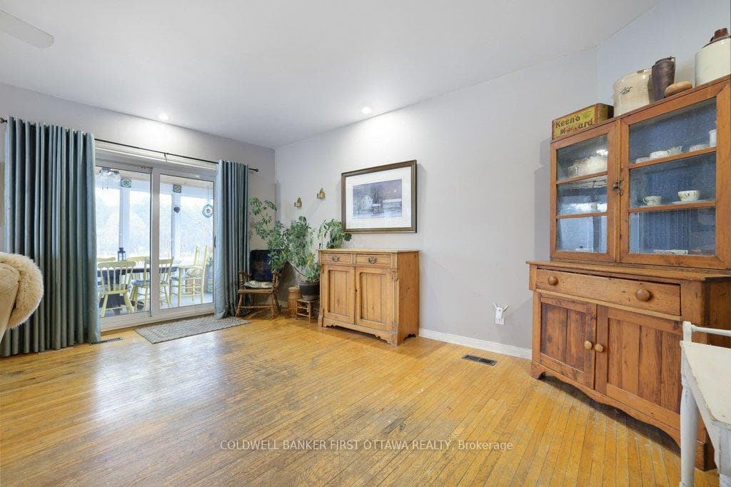 3968 Diamondview Road photo 11