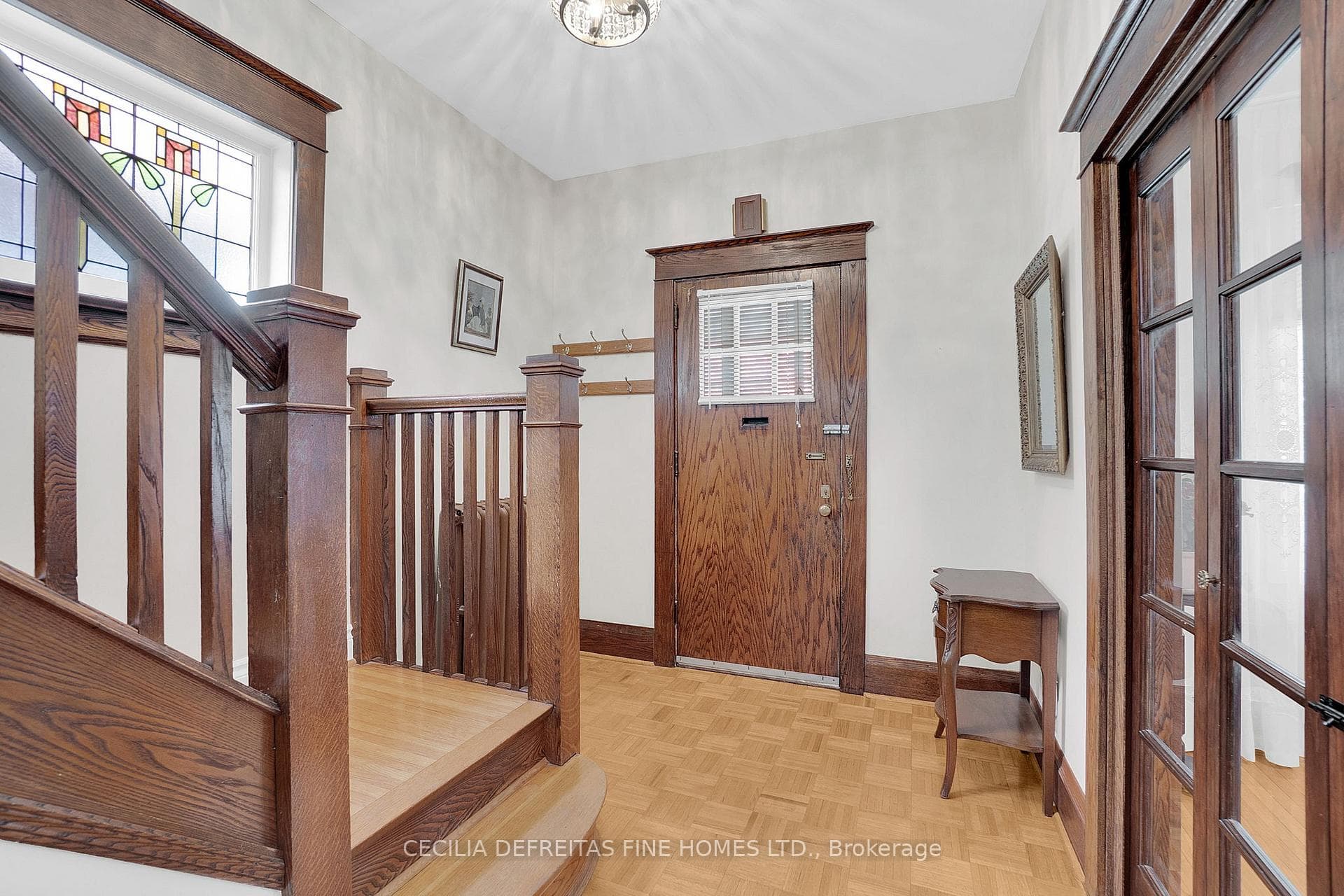 48 Westmount Avenue photo 6