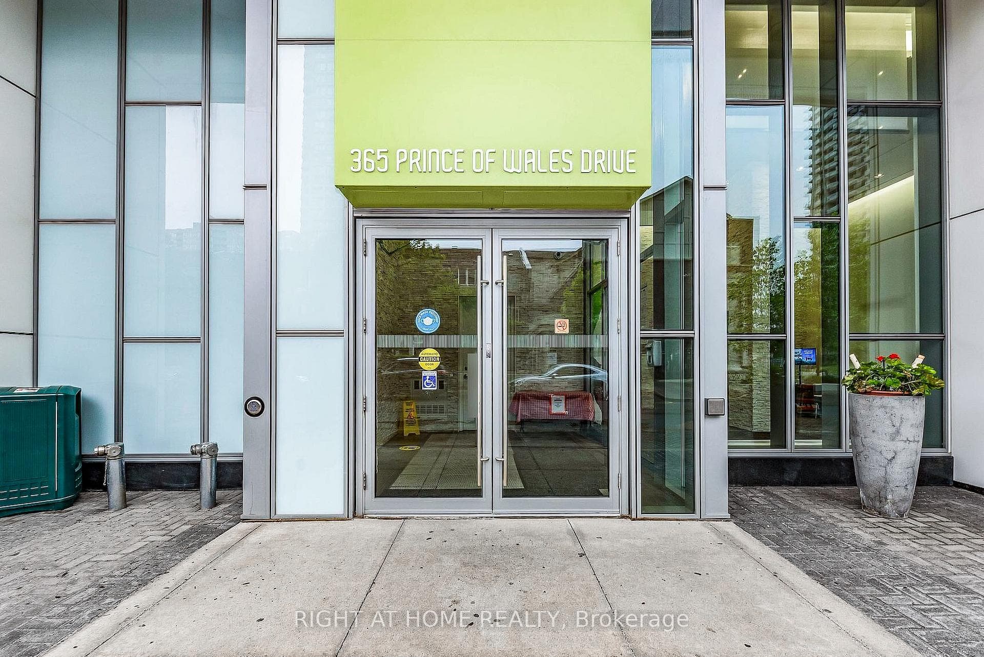 365 Prince Of Wales Drive Unit 1403 photo 2