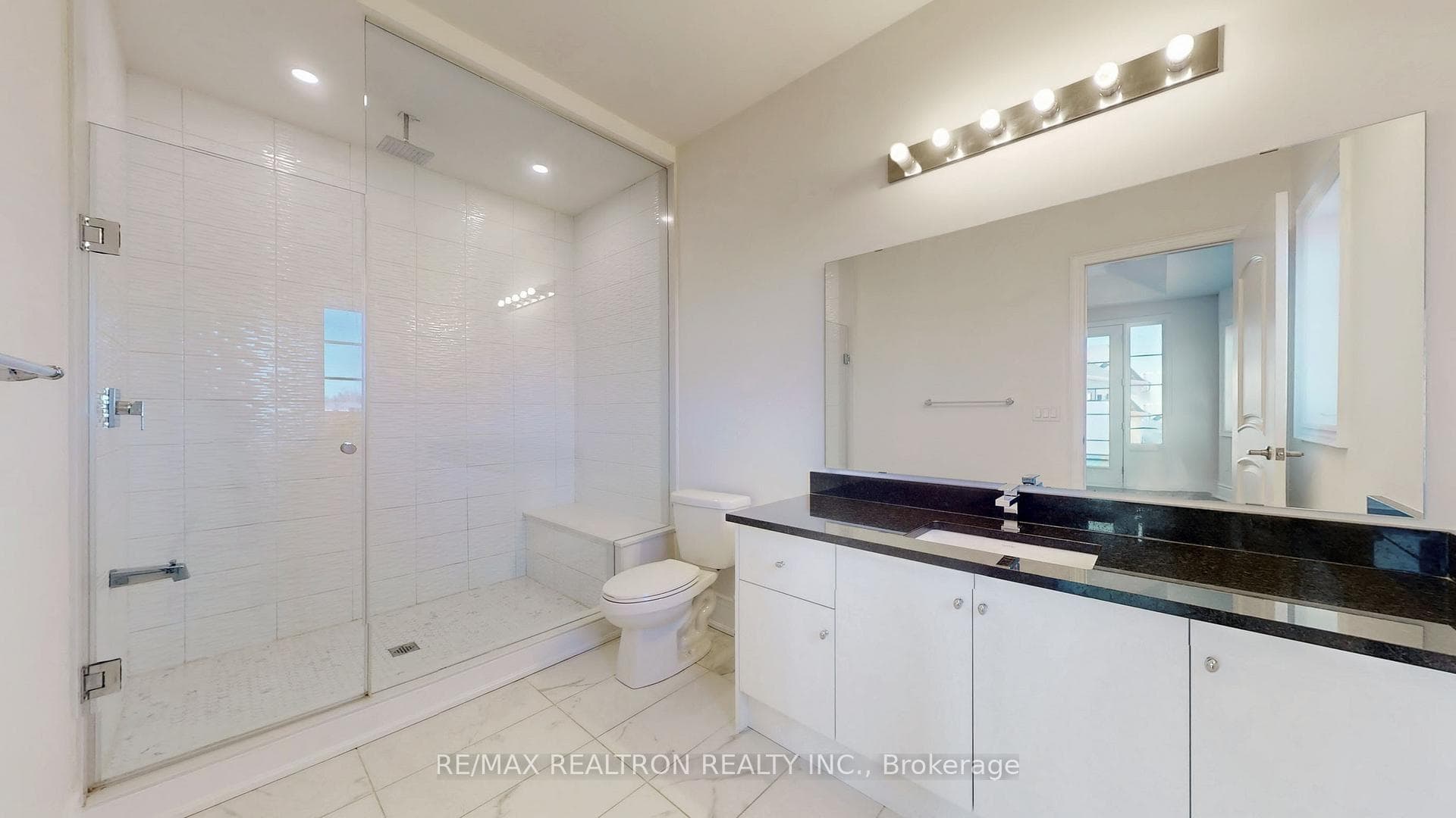 52 Rolling Green Court photo 36