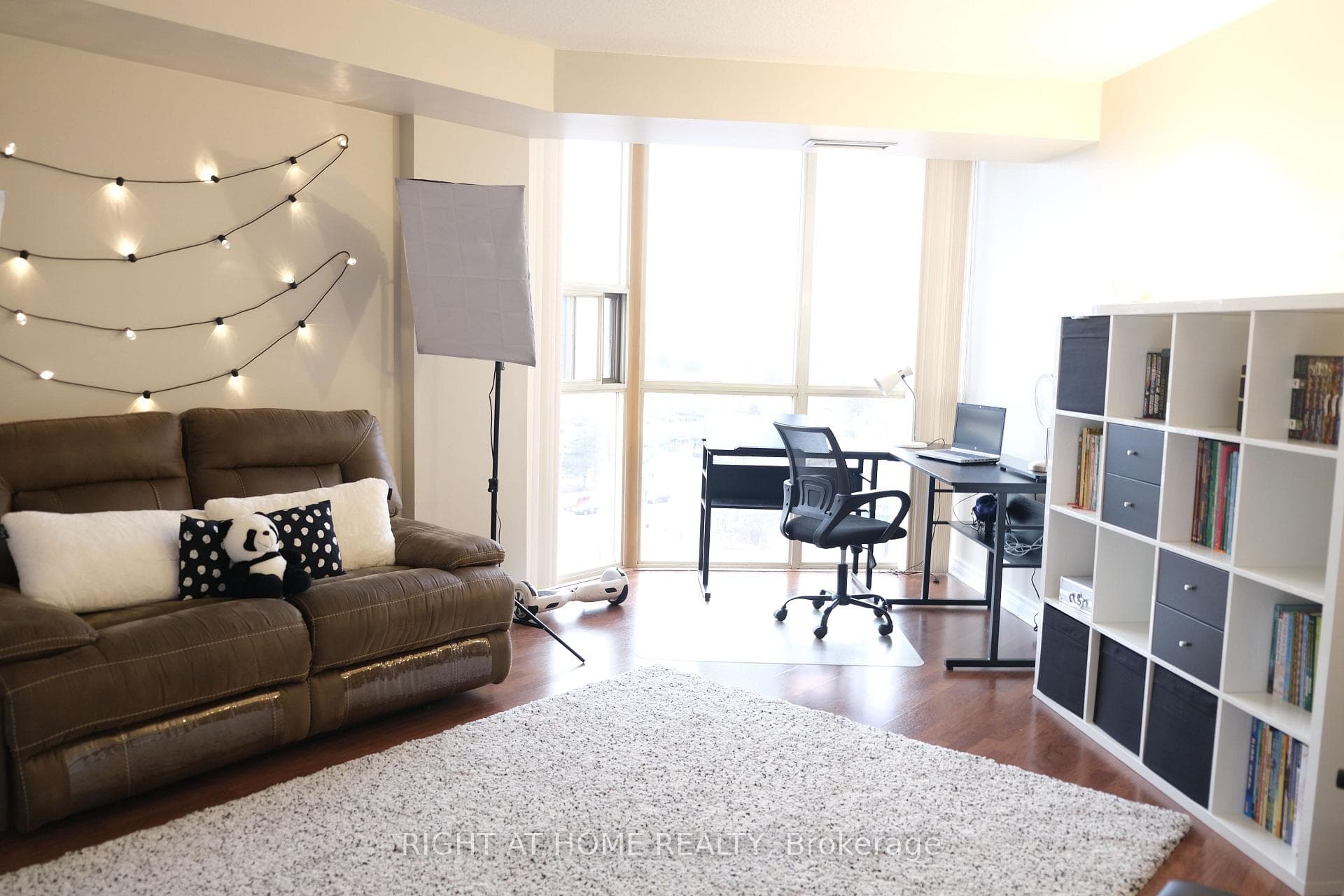 20 Baif Boulevard Unit 1009 photo 13