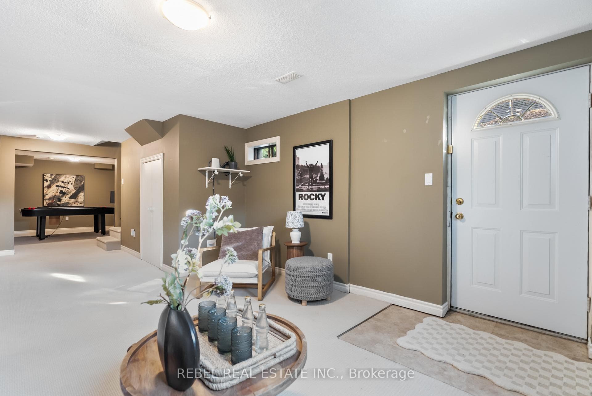 15 Knox Crescent photo 33
