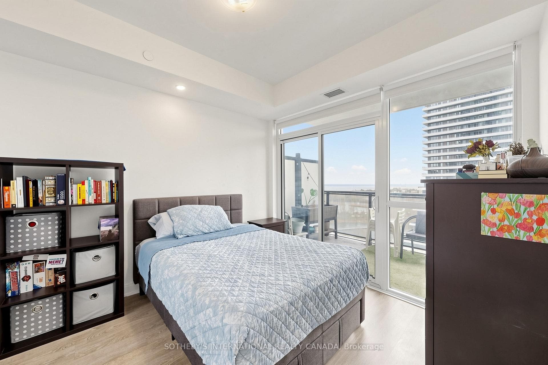 65 Annie Craig Drive Unit 1201 photo 16