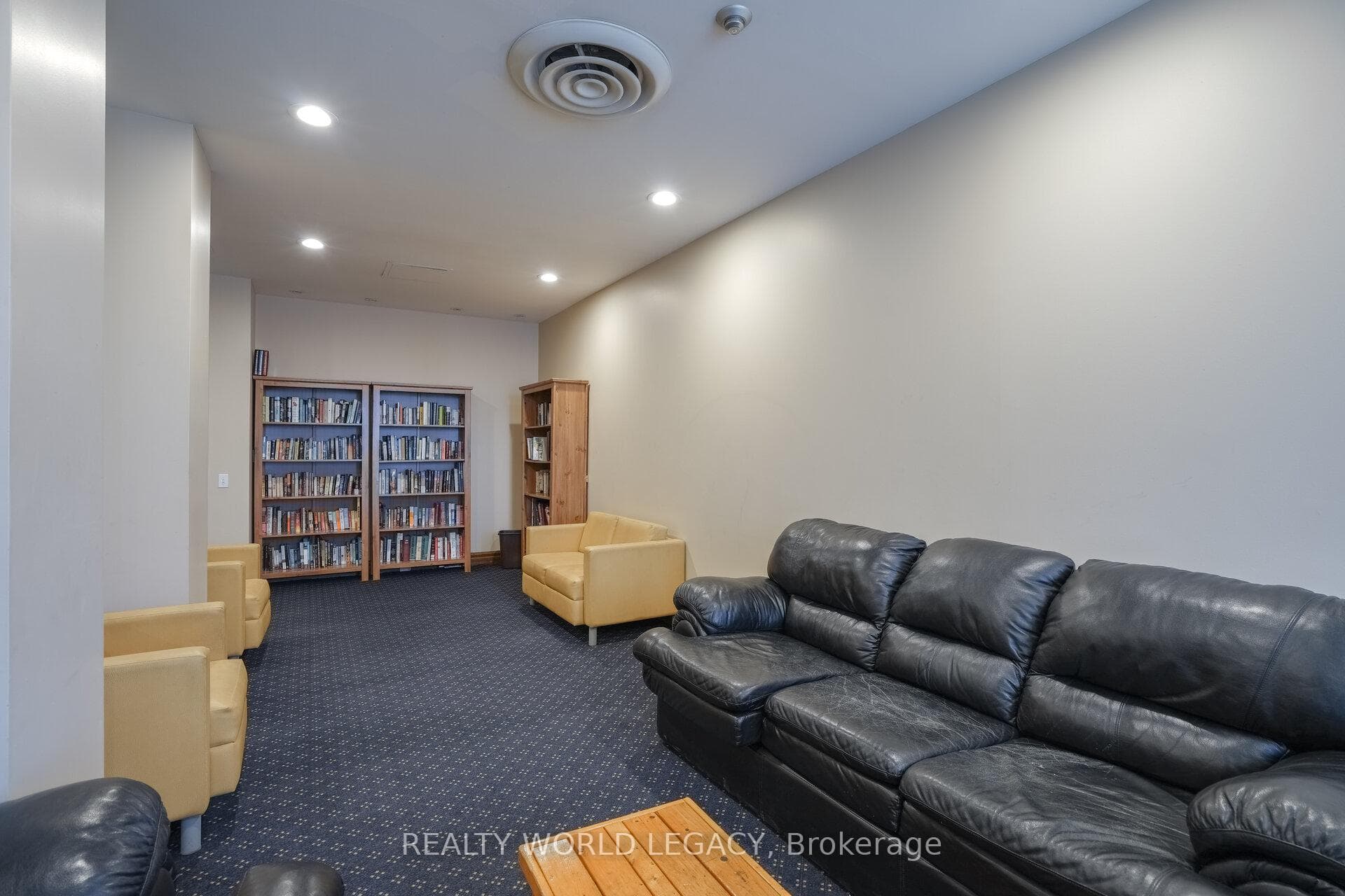 1720 Eglinton Avenue Unit 610 photo 34