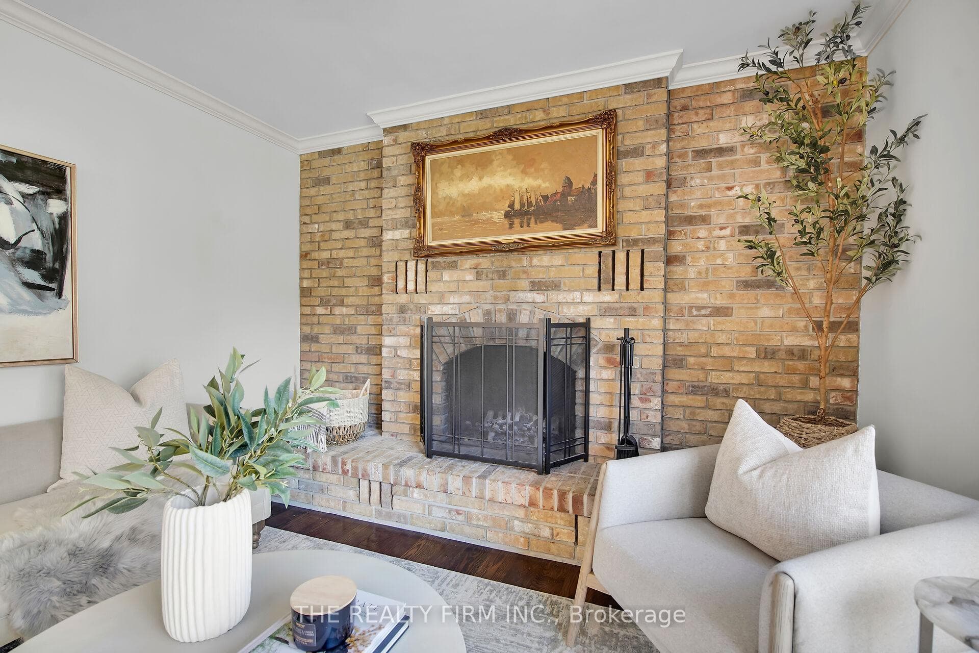 1630 Attawandaron Road photo 12