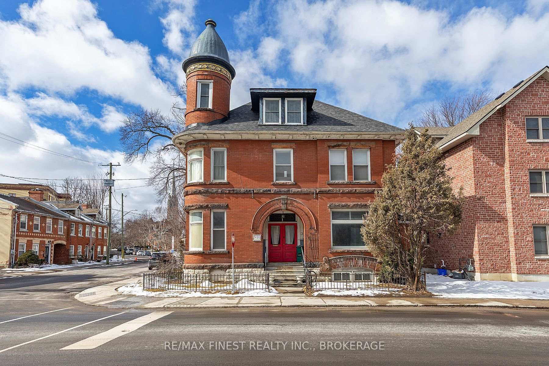 180-182 Bagot Street photo 4