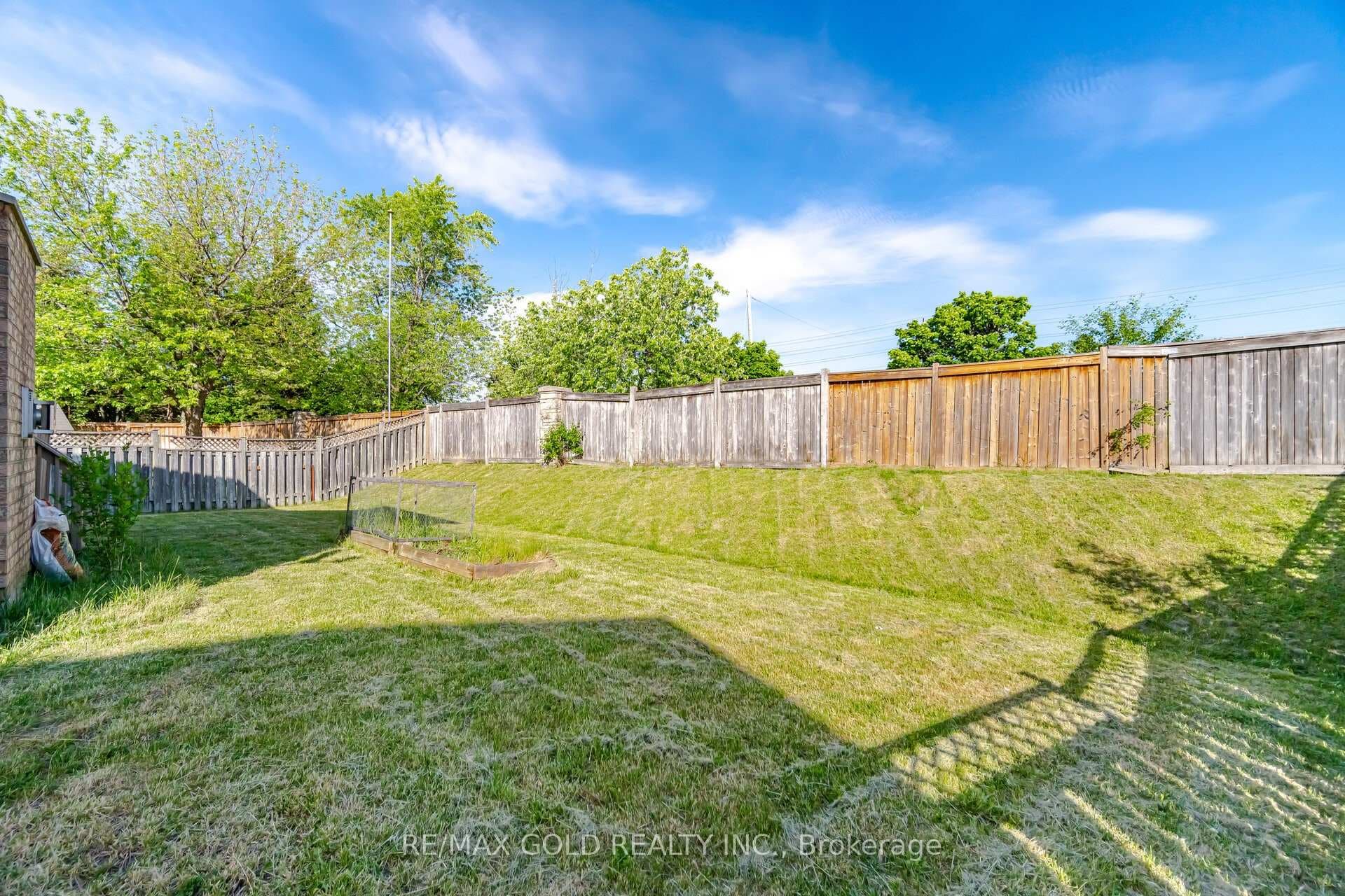 10 Inwood Place photo 28